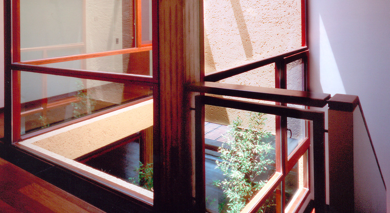 image03